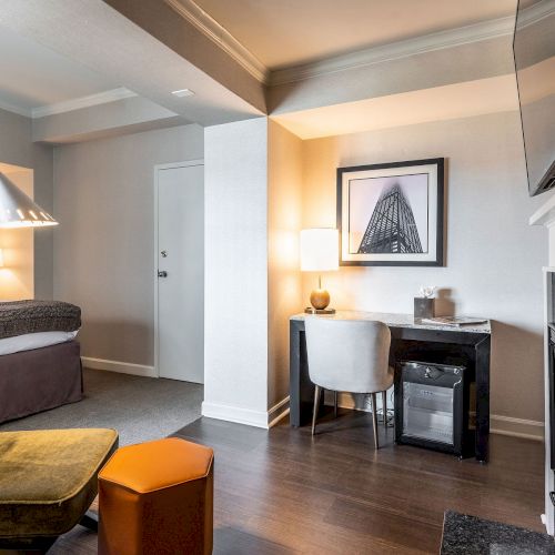 Claridge House Chicago, Tapestry Collection by Hilton