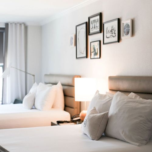 Claridge House Chicago, Tapestry Collection by Hilton